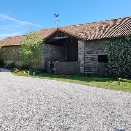 Chambres Et Gite Dans Un Lieu Calme Et Champetre Gourge Les Grippeaux Proche Parthenay מראה חיצוני תמונה